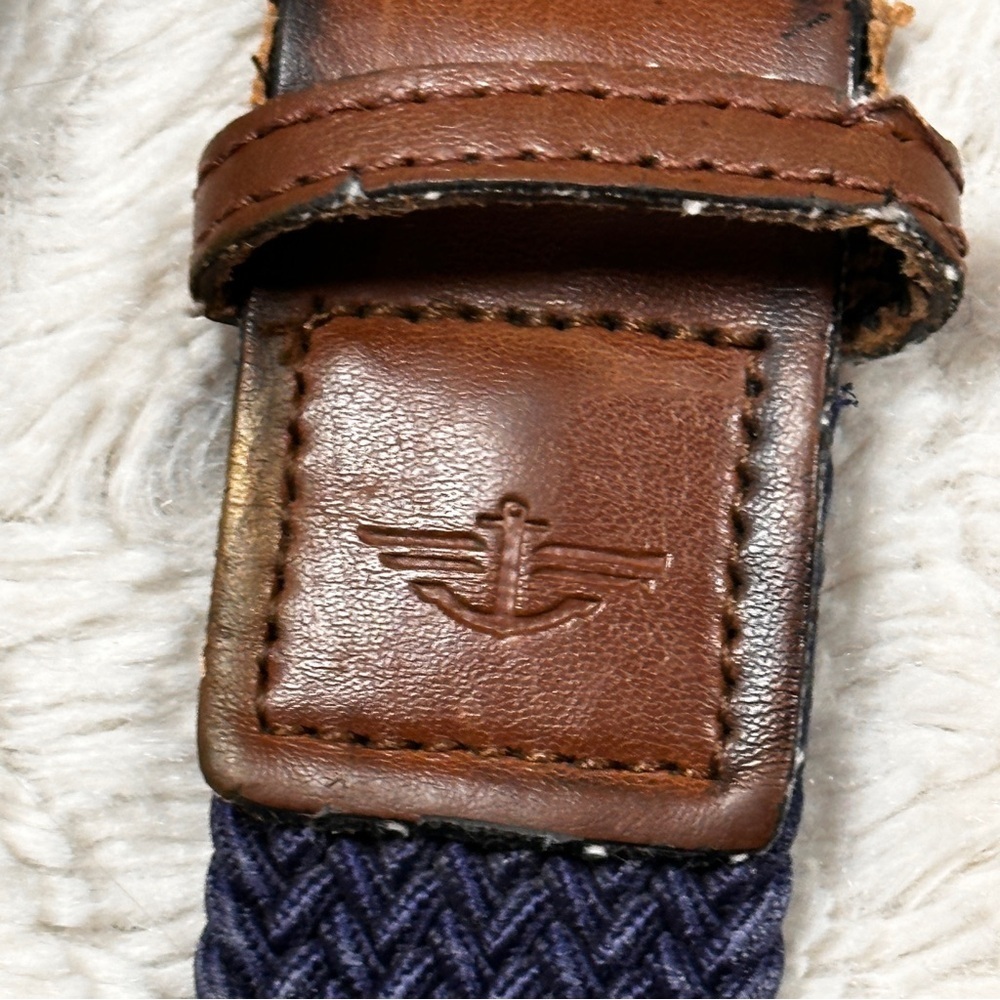 DOCKERS! COMFORT STRETCH WOVEN NAVY AND BROWN LEATHER TRIM BELT, ADJUSTABLE